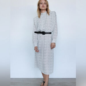 Black And White Zara Long Sleeve Dress for Sale up to 90% Off: Poshmark Black And White Zara Long Sleeve Dress for Sale up to 90% Off: Poshmark